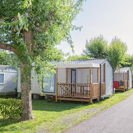 La Ferme Des 4 Chenes Hotel Urt Bagian luar foto